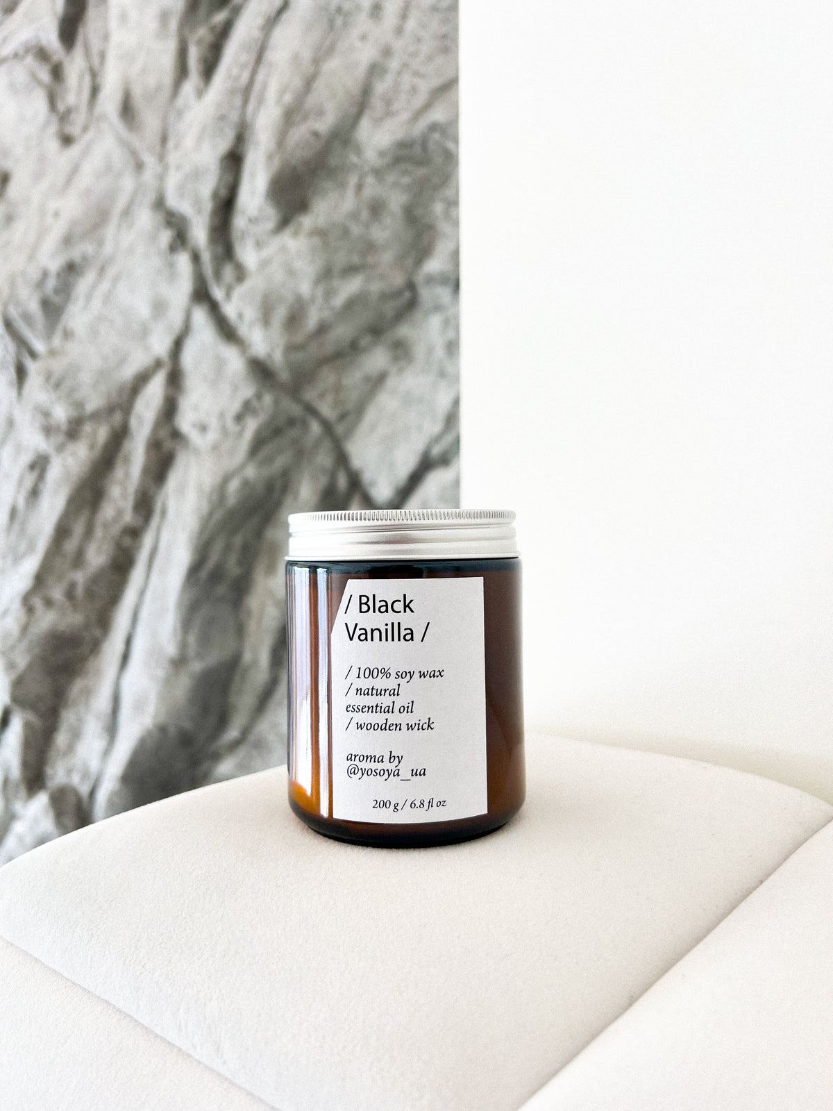 Соєва свічка Black Vanilla 200g